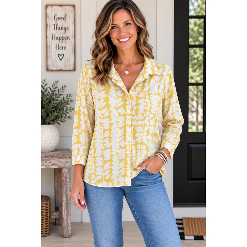 Chicos Yellow Leaf Print Button Down Shirt Size 3 US 16 Cotton Stretch Workwear
